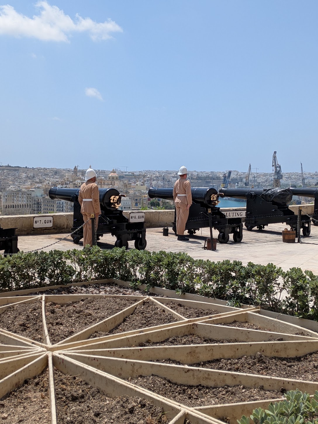 Saluting Battery la Valletta